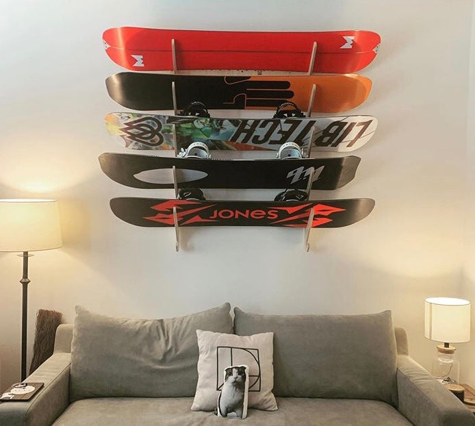 THE LIFTY snowboard wall rack