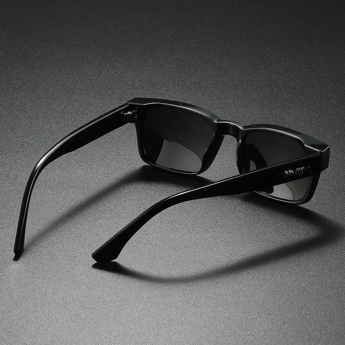 Quality Square Polarized Sunglasses Men Metal Core UV400 Unisex Sun Glasses Travel Hiking Beach Fishing Eyewear