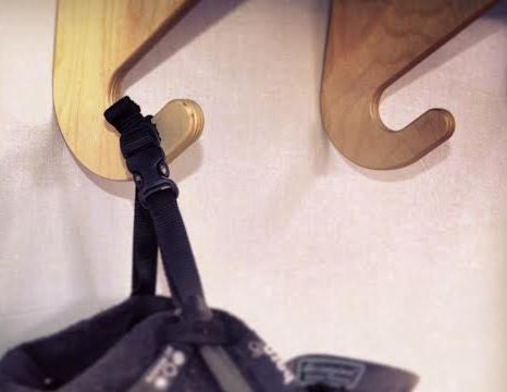 THE LIFTY snowboard wall rack
